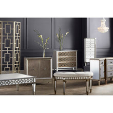 Cargar imagen en el visor de la galería, Gabinete plateado con cubierta de espejo y 2 compuertas cubiertas de lino.