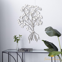 Cargar imagen en el visor de la galería, Escultura plateada de pared floral elaborada en metal