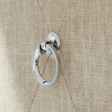 Cargar imagen en el visor de la galería, Gabinete gris plateado con cubierta de espejo y 3 compartimentos cubiertos de lino.