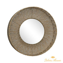 Cargar imagen en el visor de la galería, Espejo decorativo redondo perforado de metal Catalano.