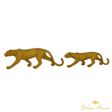 Cargar imagen en el visor de la galería, Juego de 2 esculturas de leopardo Gold Polystone Glam